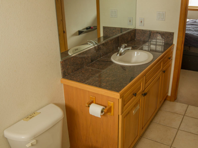 bathroom remodeling project Before 4